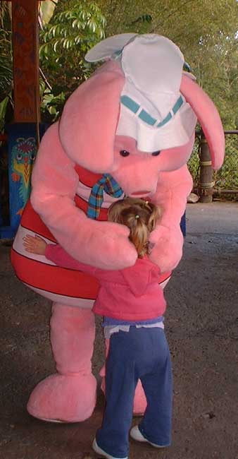 aly hugging piglet