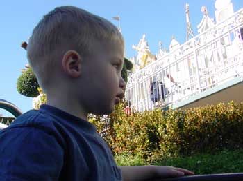 toby on his way into it's a small world