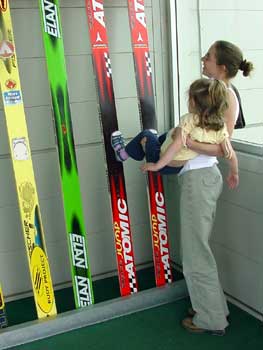 testing skis