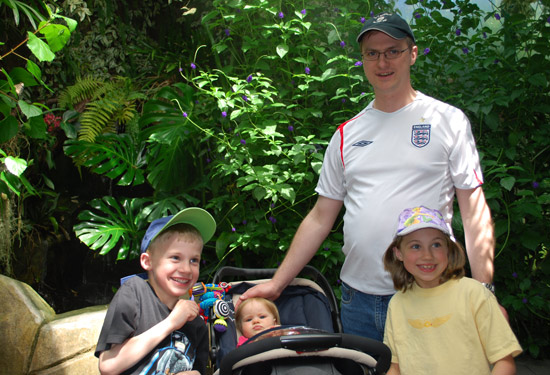 sascha, toby, aly and zoe at butterfly world