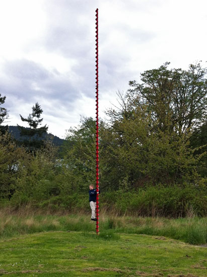 toby stuck up a sculpture